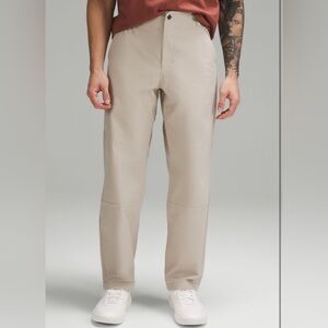 NWT Lululemon Utilitech Carpenter Pant Straight